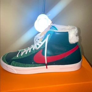 Nike Blazer Mid ‘77 Vintage ‘Christmas Sweater’